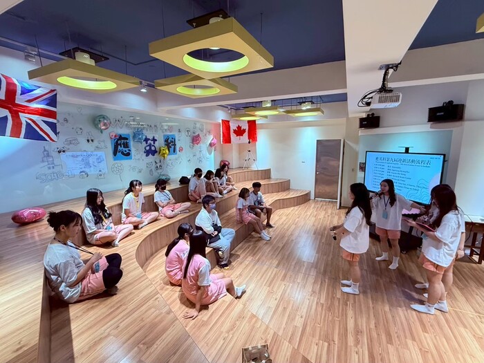 114迎新活動圖片