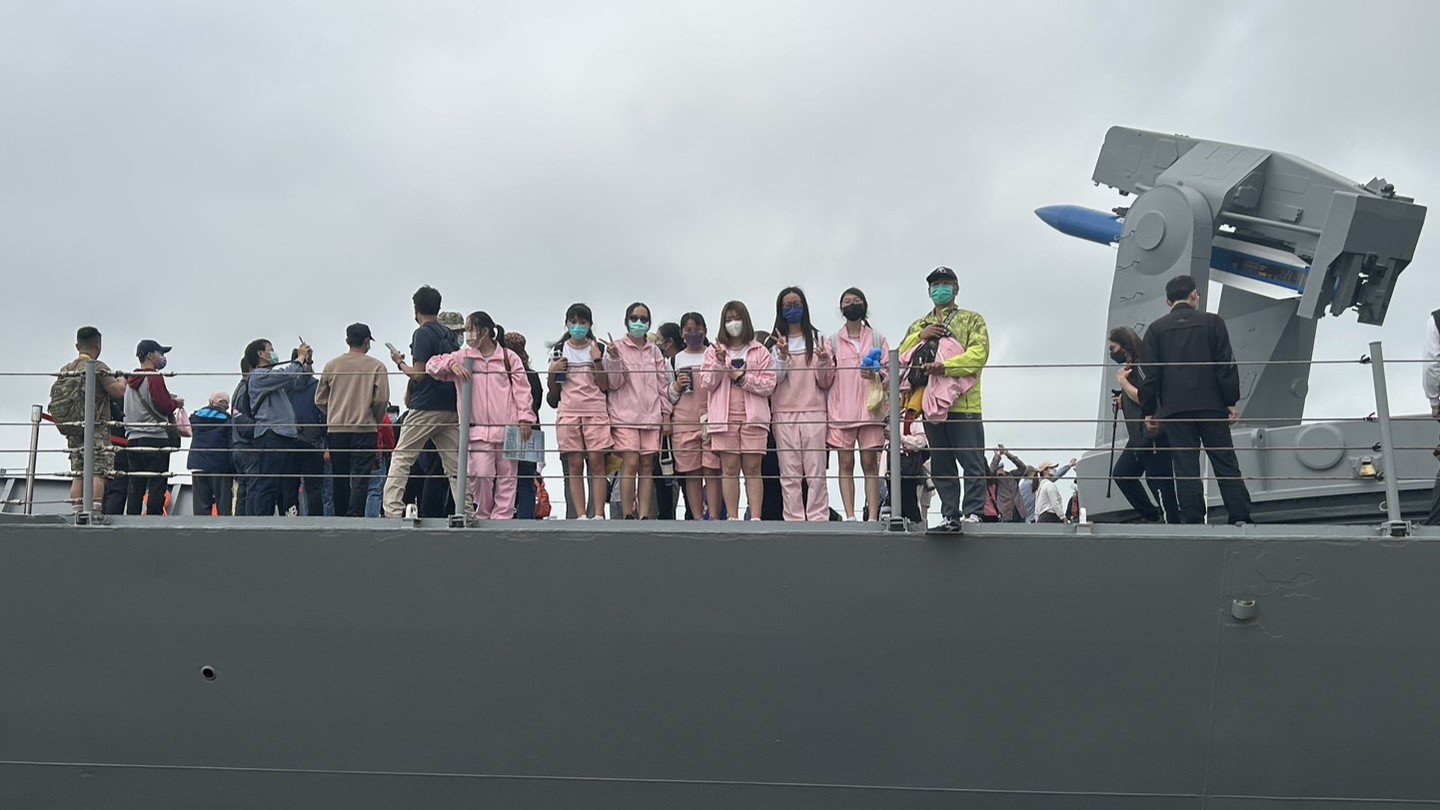 1120317台中港軍艦參訪